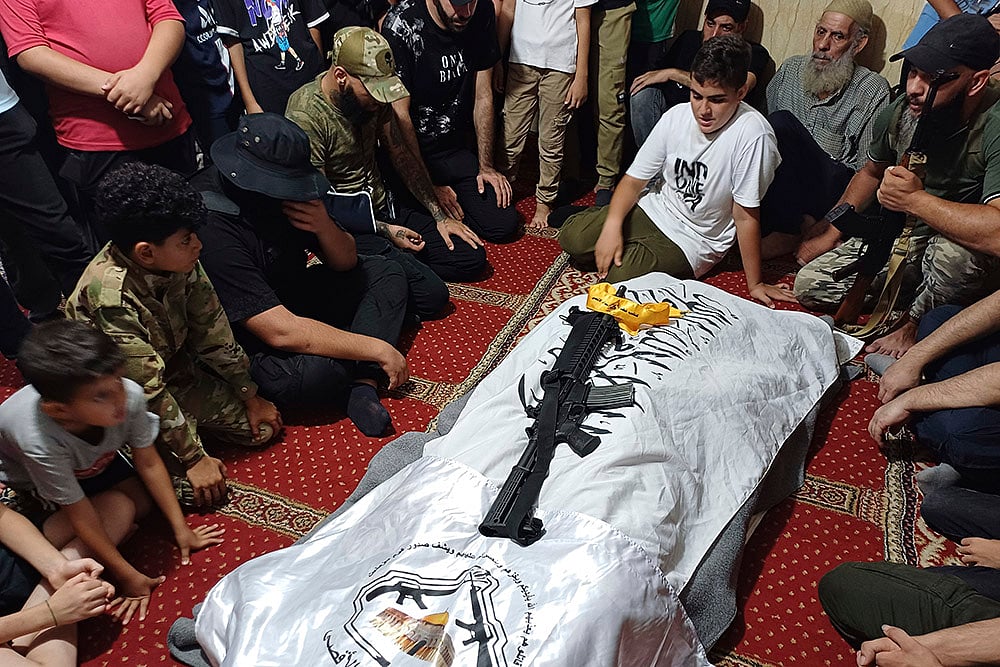 | Photo: AP/Mohammed Zaatari : Israeli strike kills Palestinian commander in southern Lebanon